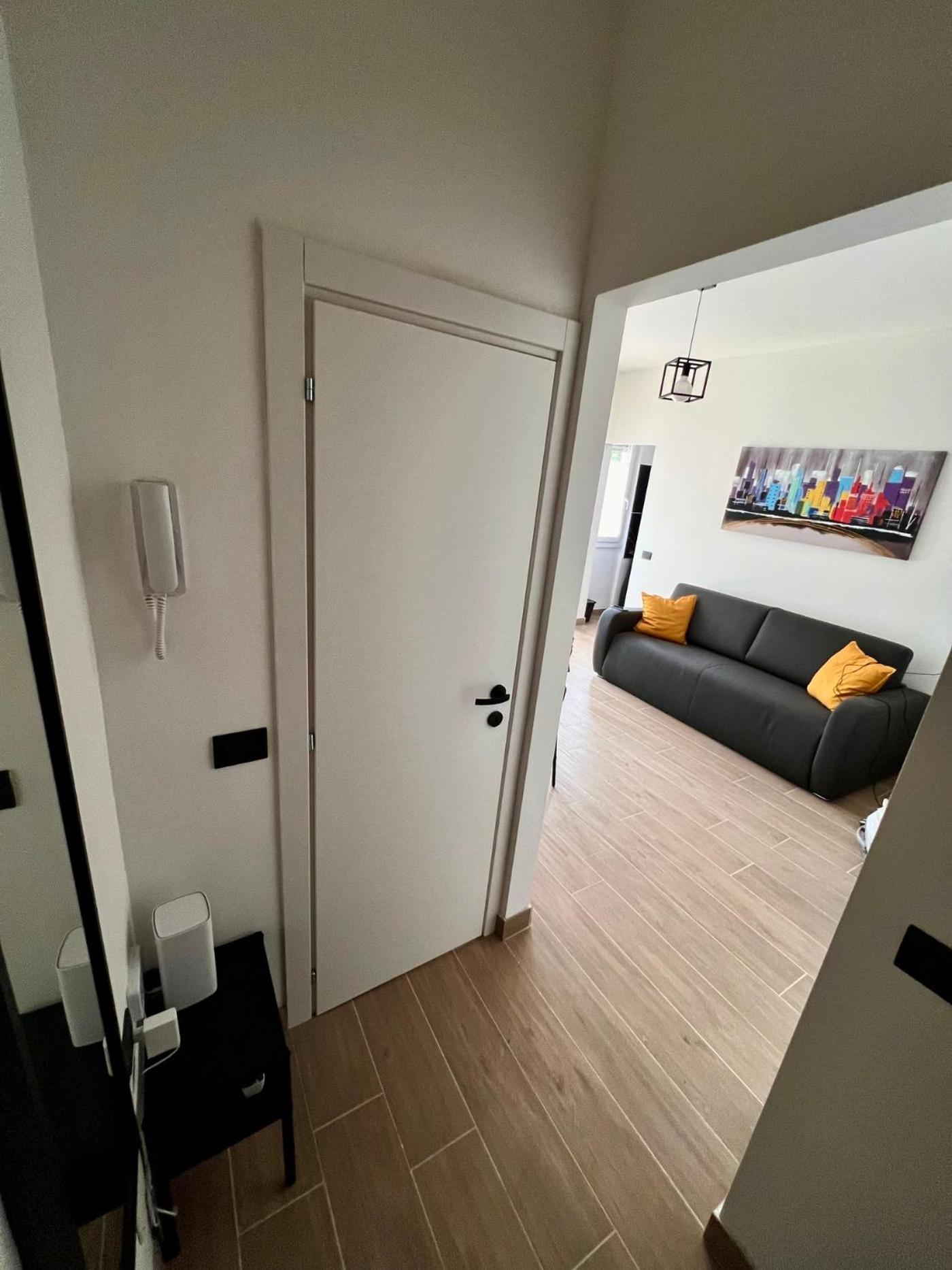 Moderno Ed Elegante Loft Con Balcone Apartment Milan Exterior photo